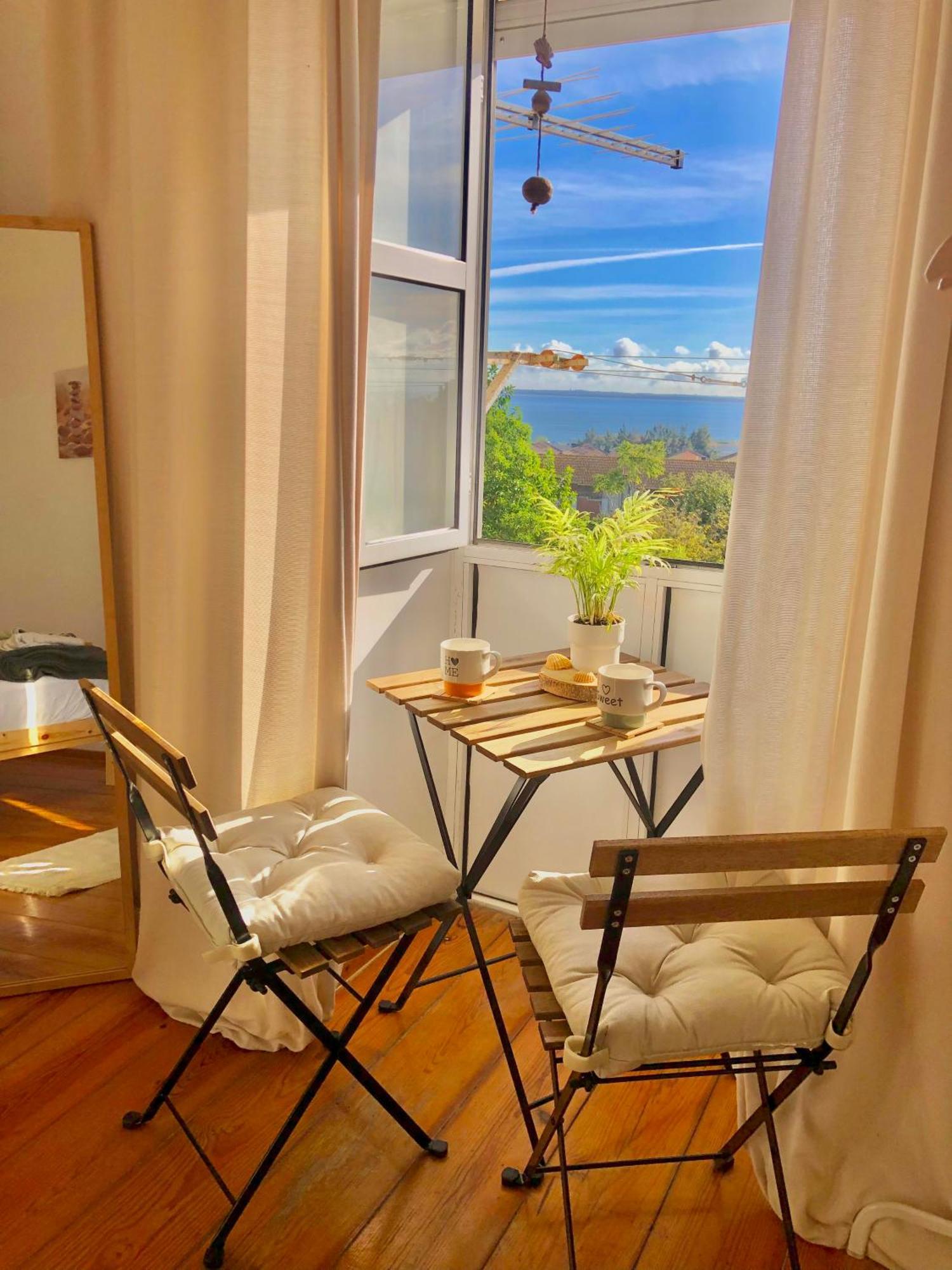Quarto Com Vista Do Rio Tejo Otel Lisboa Dış mekan fotoğraf